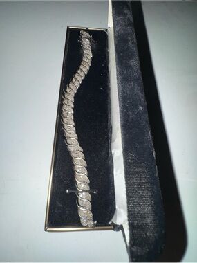 JWBR 925 Silver-Tone Pave Leaf Link Bracelet